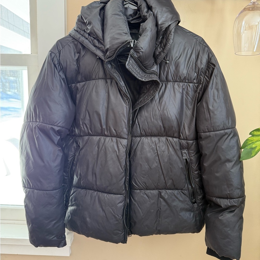 Zara Women's Black Puffer Jacket